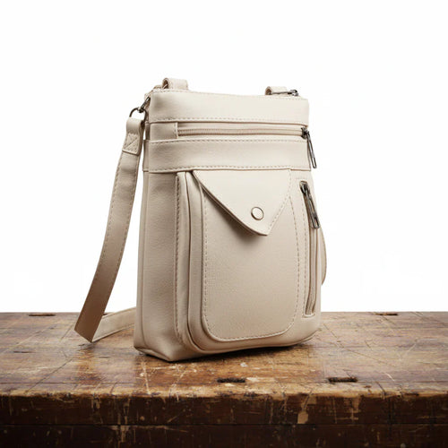 Shoulder bag in leather