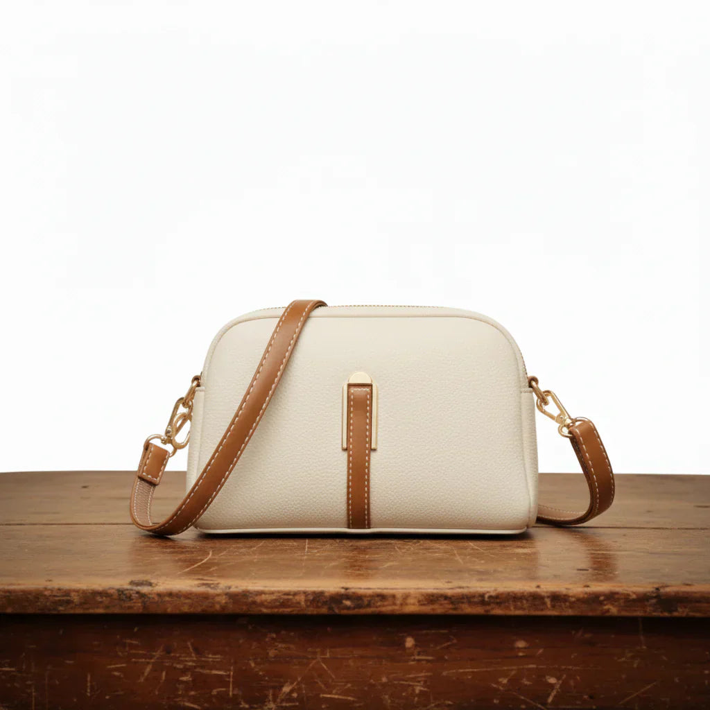 Compact shoulder bag