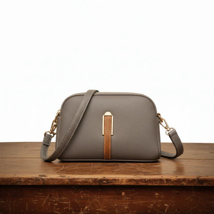 Compact shoulder bag